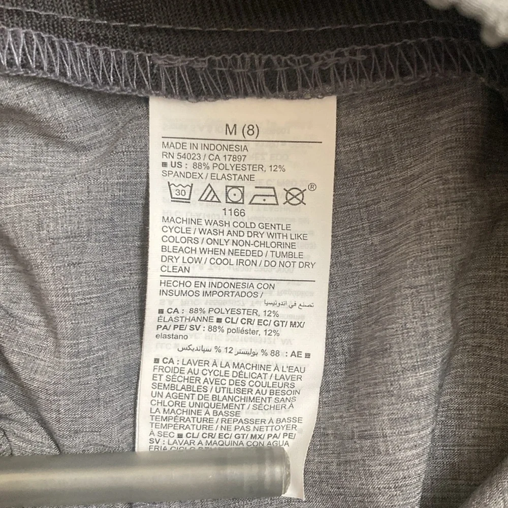 Gap/Old Navy Stretch performance above knee Boys Gray Shorts.